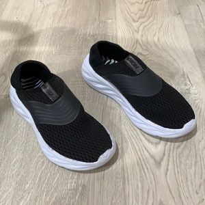 Men’s Hoka Recovery Shoe